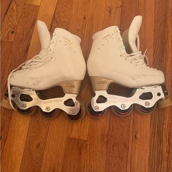 Edea Chorus figure skating boot with Snow White roller blades attached size 215 - Picture 11 of 11